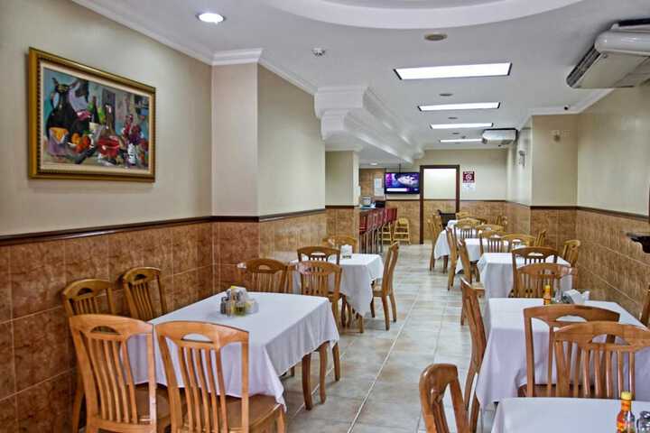 Dining 25 of 45