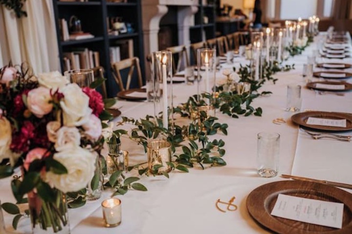 Ballroom/Hall 69 of 98