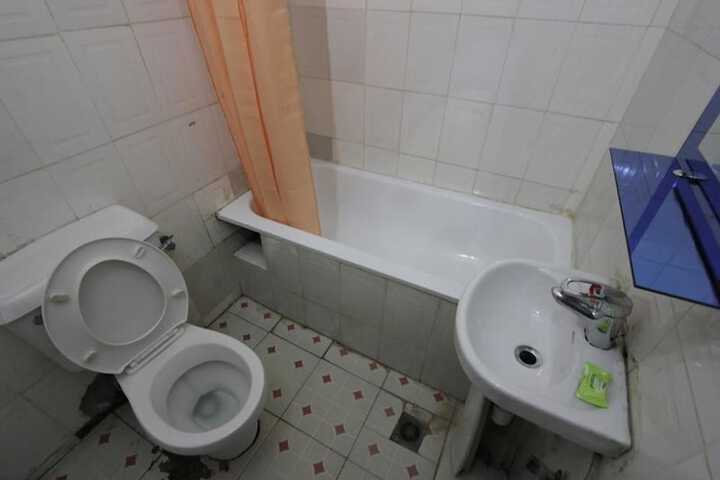 Room 17 of 23