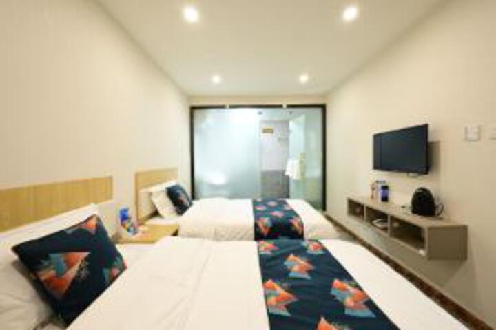 Room 21 of 23