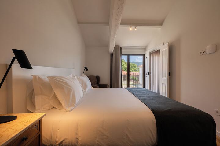 Room 35 of 100