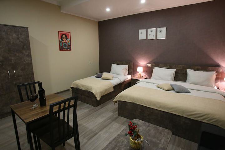 Room 36 of 86