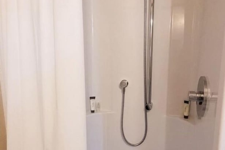 Room 14 of 26