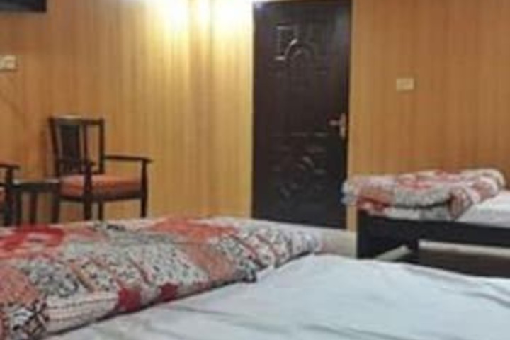 Hotel Wood Cottage Naran