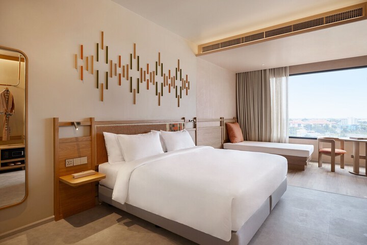 Room 21 of 51