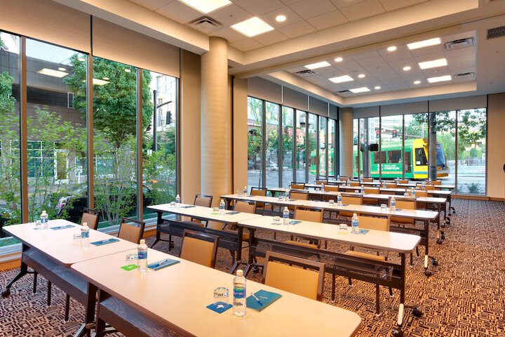 Meeting facility