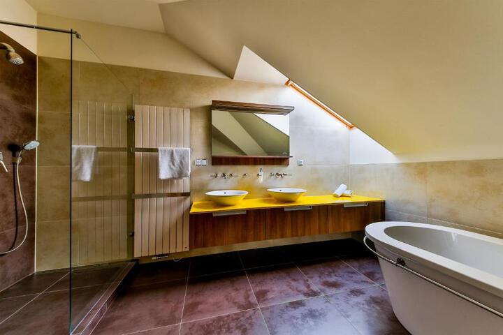 General 5 of 73