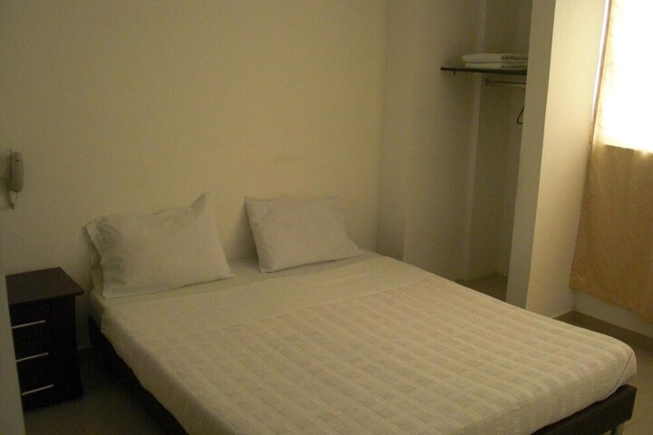 Room 32 of 47