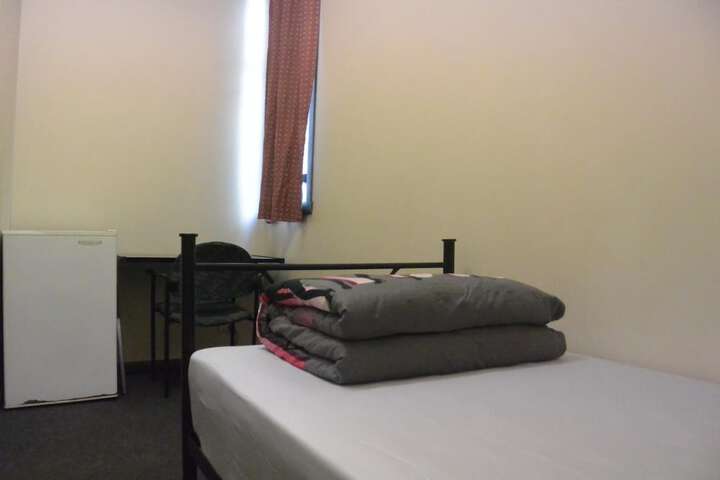 Room 22 of 61
