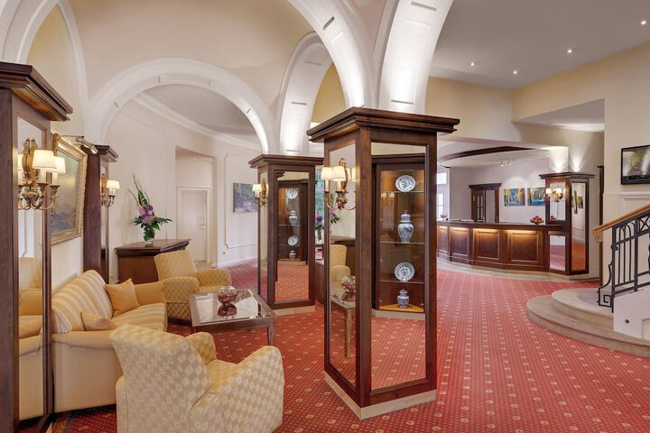 Lobby Photos