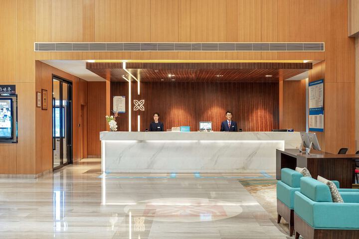 Hotel Lobby