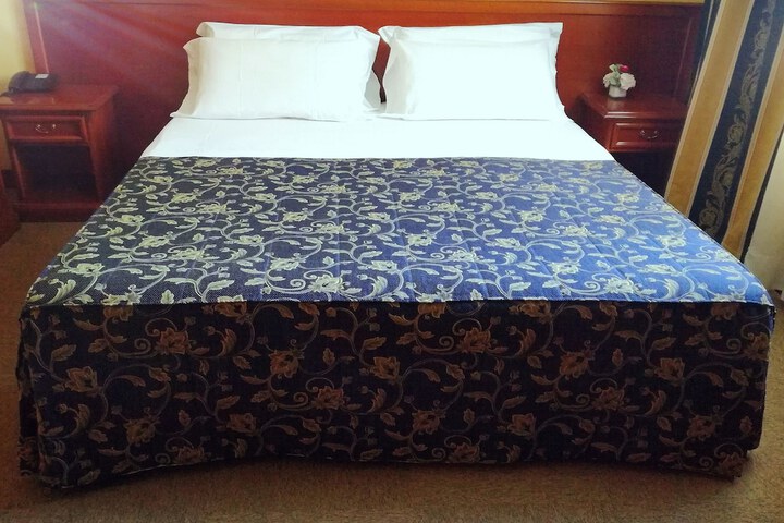 Room 10 of 69