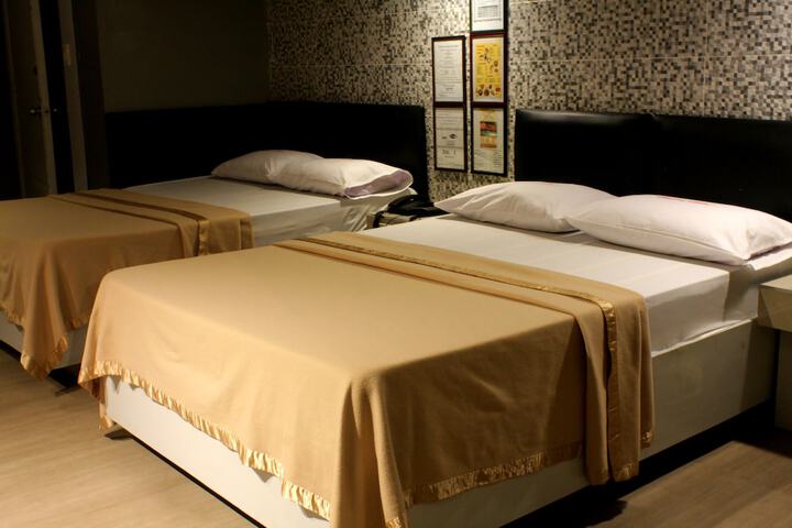 Room 17 of 26