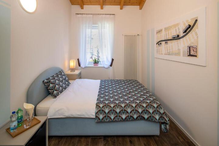 General 24 of 44