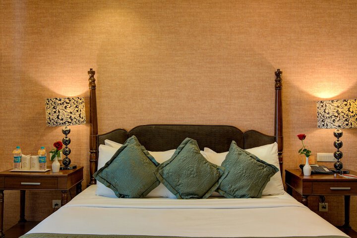 Room 15 of 55