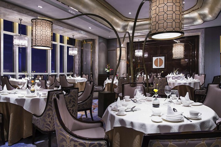 Dining 56 of 74