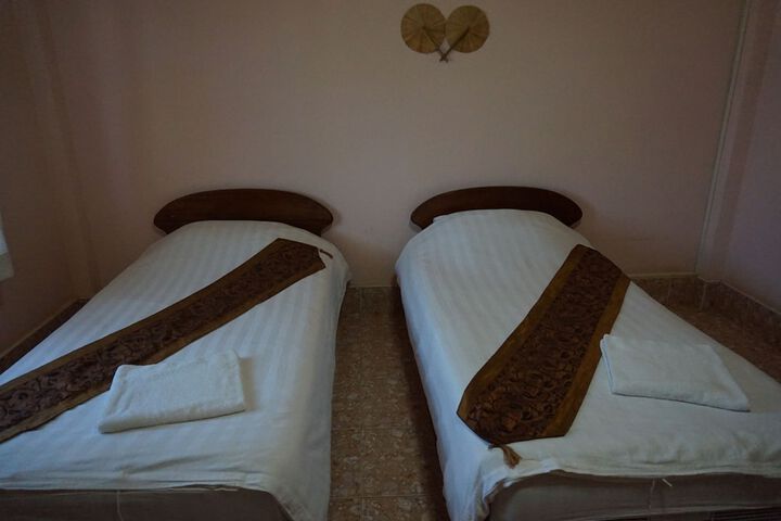 Room 7 of 61