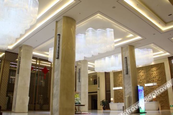 Hotel Interior 7 of 25