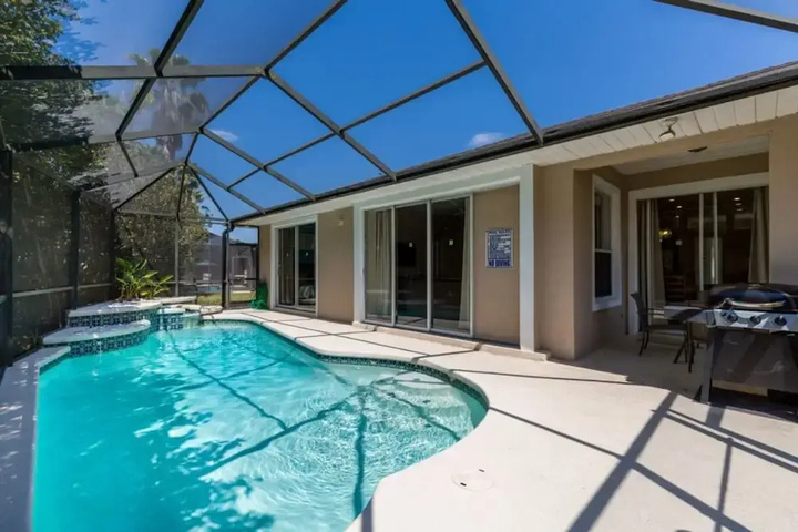 Pool 13 of 22