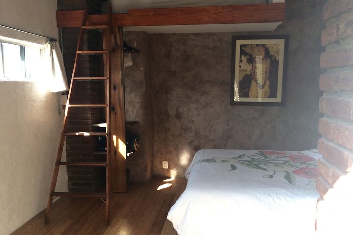 Room 17 of 36