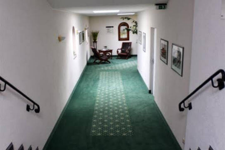 SCHWEIZERHOF