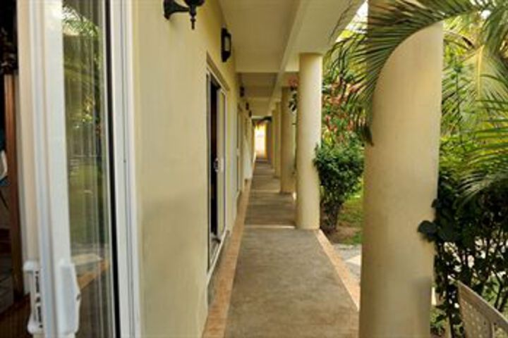 Hotel 7 of 34