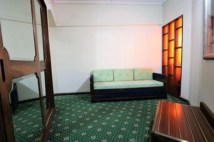 Room 18 of 46
