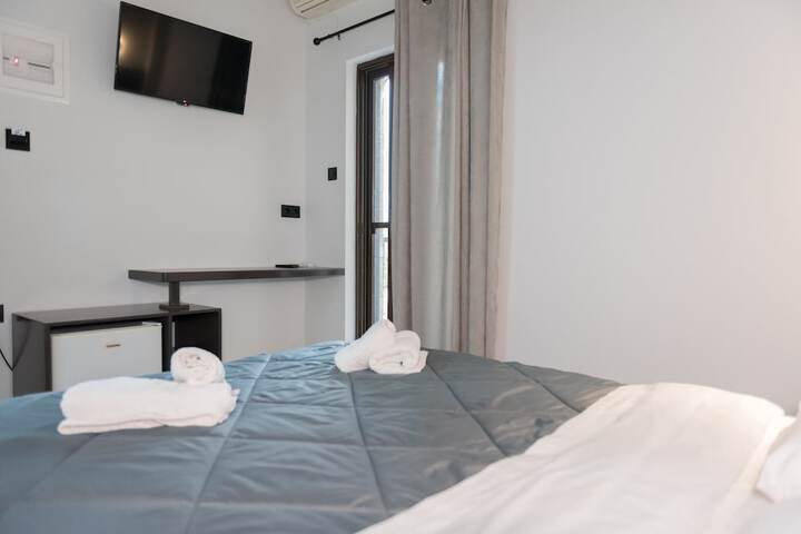 Room 21 of 90