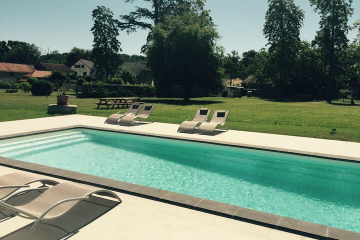 Pool Hotel