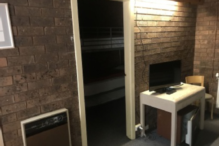 Room 249 of 312