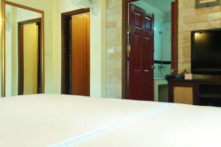 Room 15 of 75