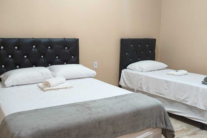 Room 3 of 10