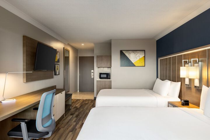 Room 7 of 52