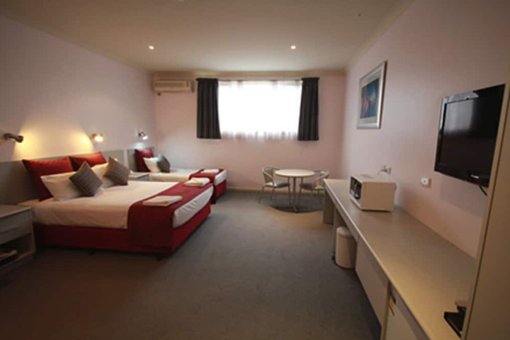 Room 16 of 31