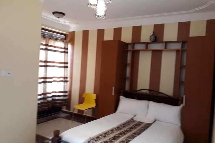 Room 3 of 21