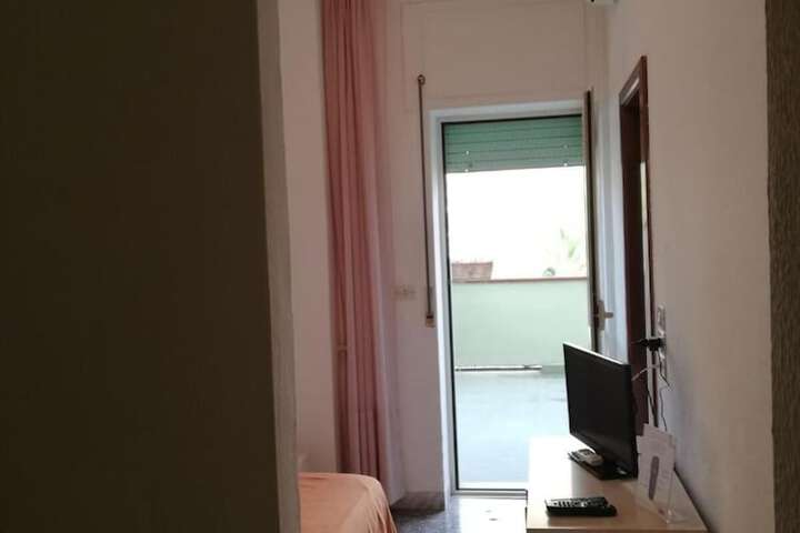 Room 9 of 56