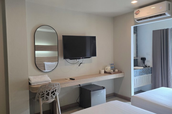 Room 15 of 31