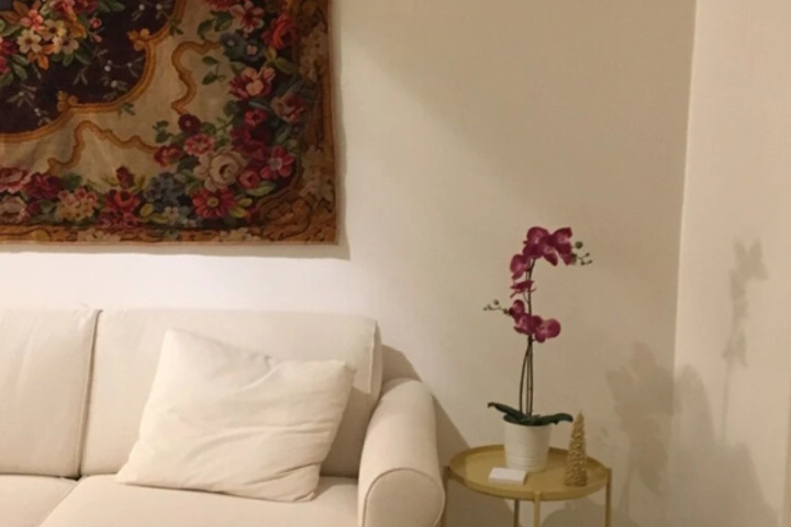 Room 11 of 15