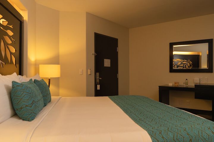 Room 28 of 121