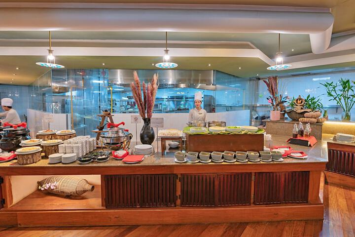 Dining 81 of 104