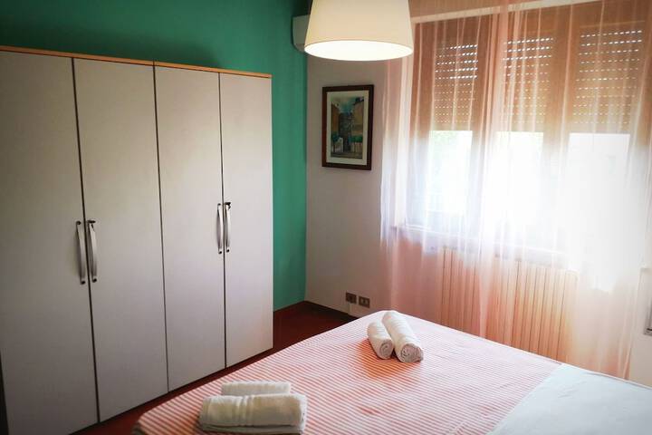 Room 11 of 24
