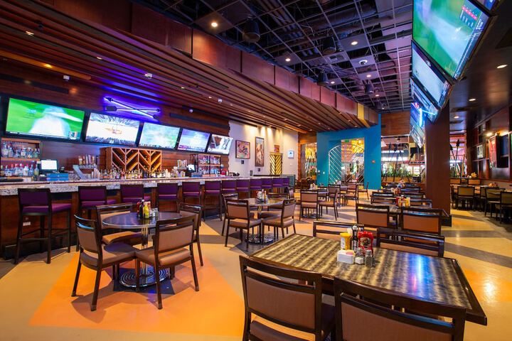 Sports bar