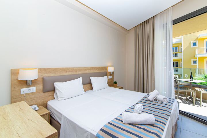 Room 144 of 168