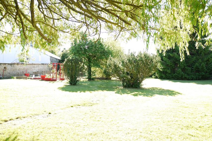 Property Grounds 35 of 40