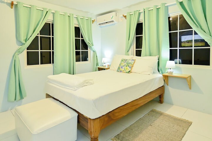 Room 5 of 30