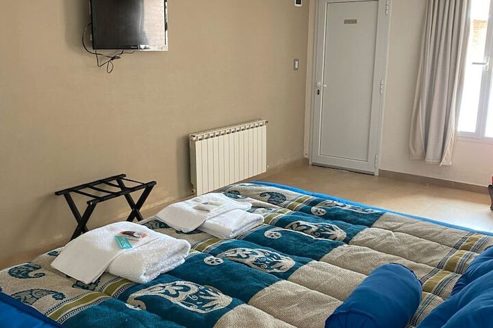 Room 35 of 136