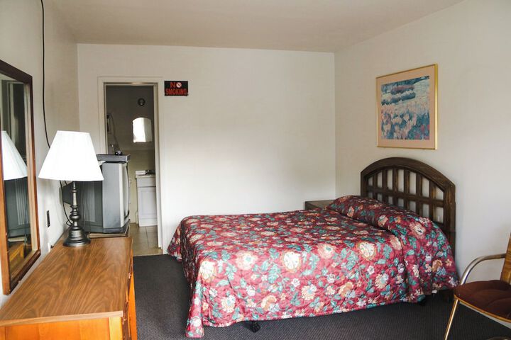 Room 3 of 13