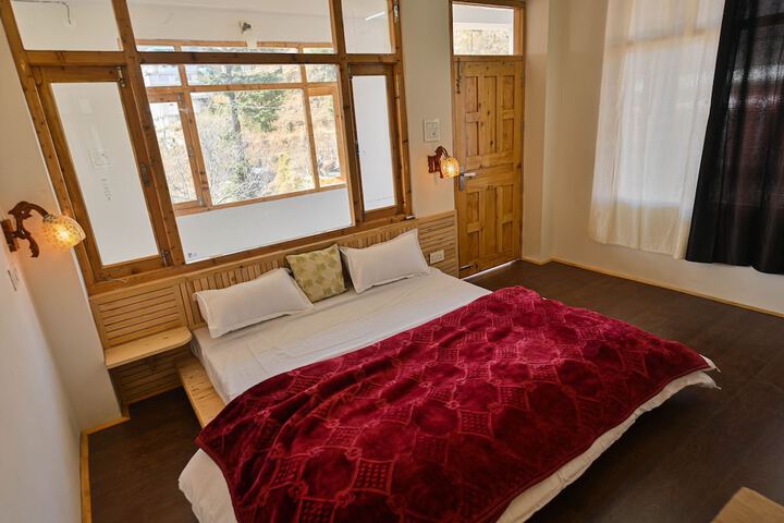 Room 8 of 21