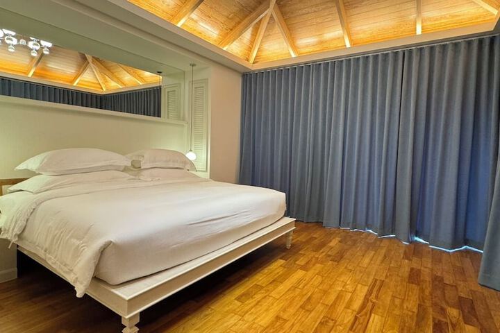 Room 20 of 63