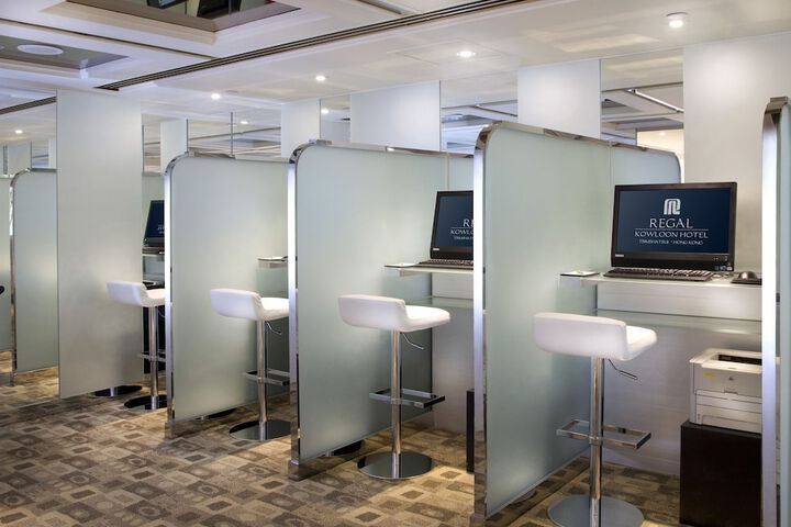 Business Center 52 of 65